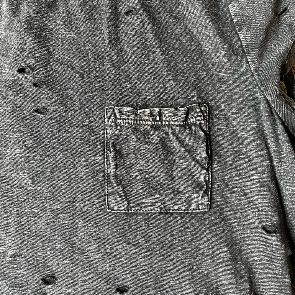 Distressed American Eagle t-shirt - Picture 2 of 3
